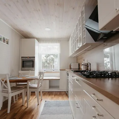 Vase بيت للعطل تارتو