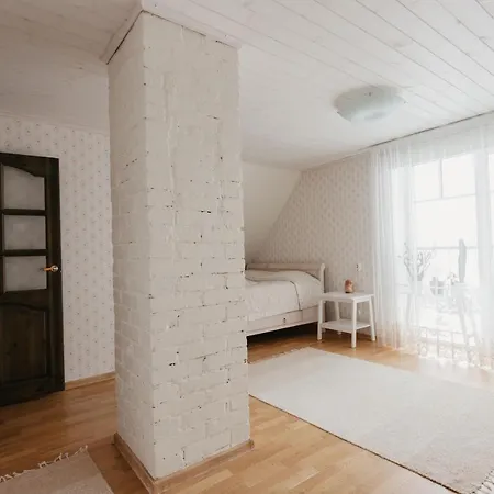 Tatil Evi Vase