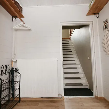 بيت للعطل Vase